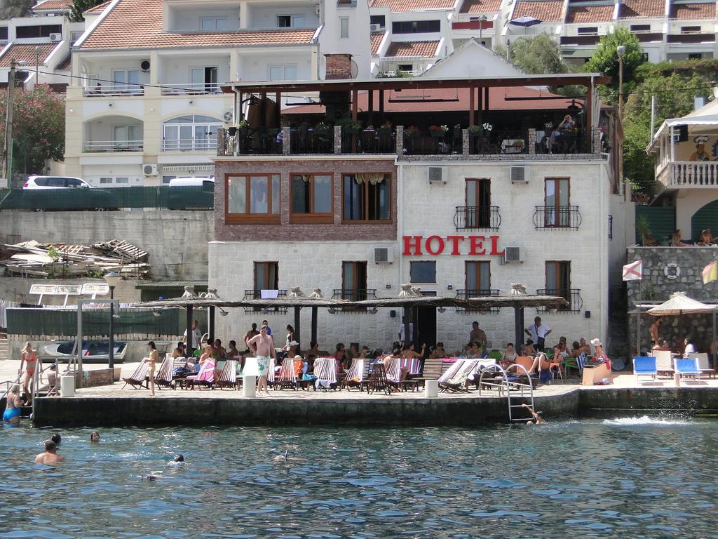 Hotel Anderba Krašići Exterior photo