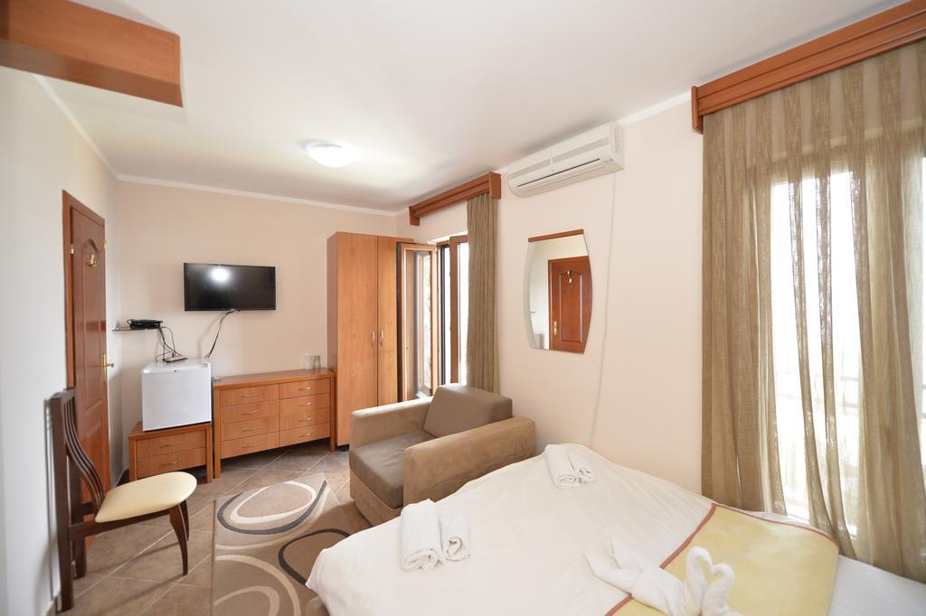 Hotel Anderba Krašići Exterior photo